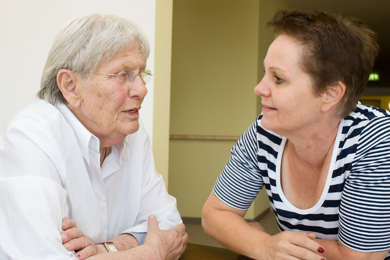 Palliative Begleitung im Altenheim Julie-Hausmann-Haus des Evangelischen Johanneswerks in Beckum