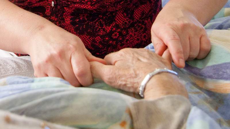 Palliative Begleitung im Altenheim Tersteegen-Haus des Johanneswerks in Iserlohn