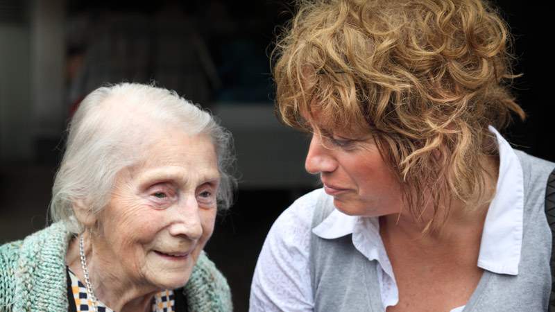 Palliative Begleitung im Altenheim Haus am Sähling des Evangelischen Johanneswerks in Bad Berleburg