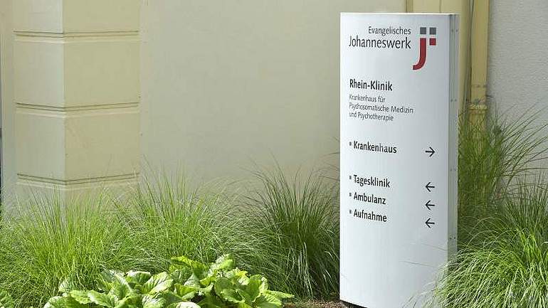 Empfangsschild Rhein-Klinik Bad Honnef, Johanneswerk